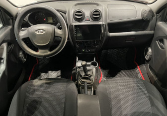 Подержанный автомобиль LADA (ВАЗ) Granta Sedan 2013 года (10 фото)