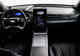 Подержанный автомобиль Geely Preface 2024 года (11 фото)