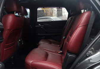 Подержанный автомобиль Mazda CX-9 2021 года (10 фото)