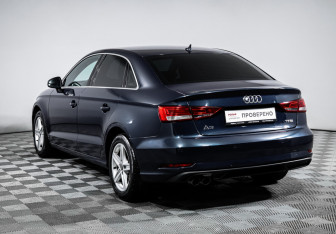 Подержанный автомобиль Audi A3 Sedan 2016 года (7 фото)