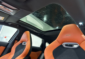 Подержанный автомобиль Changan UNI-V 2023 года (20 фото)