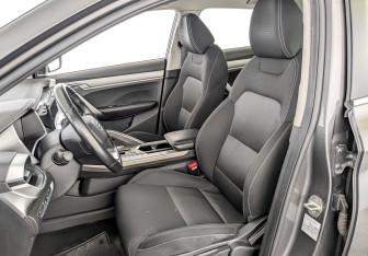 Подержанный автомобиль Geely Coolray 2022 года (20 фото)