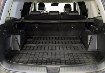 Подержанный автомобиль Hyundai Santa Fe 2024 года (10 фото)