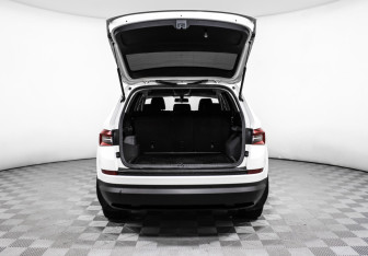 Подержанный автомобиль Skoda Kodiaq 2018 года (13 фото)