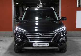 Подержанный автомобиль Hyundai Tucson 2020 года (2 фото)
