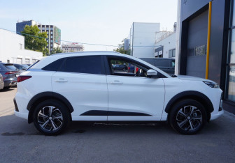 Подержанный автомобиль JAC JS6 2022 года (4 фото)