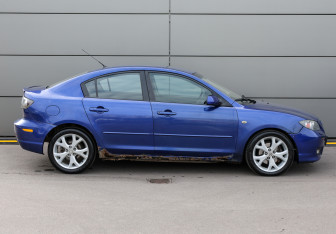 Подержанный автомобиль Mazda 3 Sedan 2008 года (4 фото)