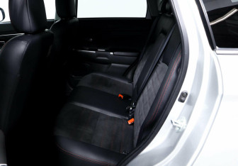 Подержанный автомобиль Mitsubishi ASX 2021 года (13 фото)