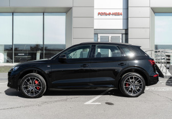 Новый Audi Q5 2024 (3 фото)