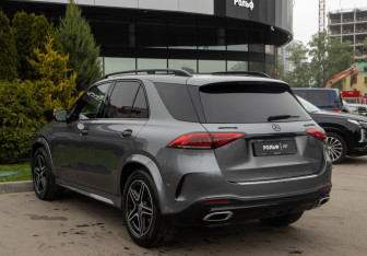 Подержанный автомобиль Mercedes-Benz GLE 2019 года (5 фото)