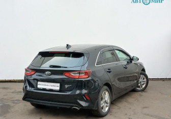 Подержанный автомобиль Kia Ceed Hatchback 2018 года (5 фото)