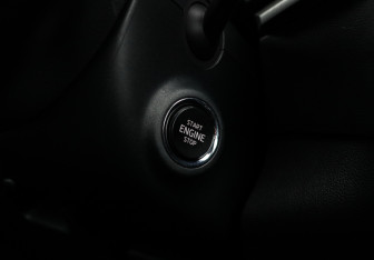 Подержанный автомобиль Skoda Karoq 2020 года (12 фото)