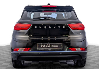 Подержанный автомобиль Evolute i-JOY 2025 года (6 фото)
