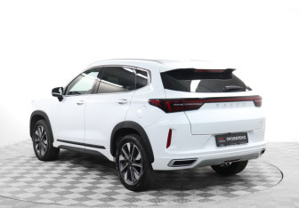 Подержанный автомобиль Exeed LX 2024 года (7 фото)