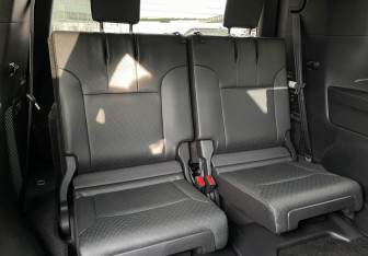 Подержанный автомобиль Toyota Land Cruiser Suv 2024 года (28 фото)