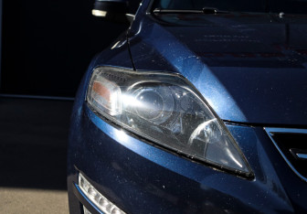 Подержанный автомобиль Ford Mondeo Sedan 2012 года (20 фото)