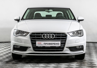 Подержанный автомобиль Audi A3 Sedan 2013 года (2 фото)