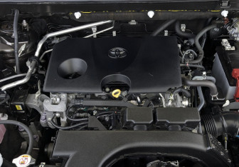 Подержанный автомобиль Toyota RAV4 2020 года (9 фото)