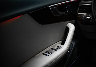 Подержанный автомобиль Audi A5 Liftback 2017 года (14 фото)