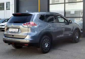 Подержанный автомобиль Nissan X-Trail 2018 года (5 фото)