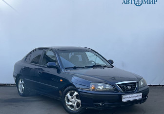Подержанный автомобиль Hyundai Elantra Sedan 2005 года (3 фото)