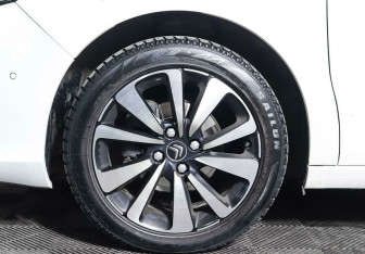 Подержанный автомобиль Citroen C4 Sedan 2017 года (7 фото)