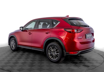 Подержанный автомобиль Mazda CX-5 2019 года (7 фото)