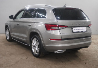 Подержанный автомобиль Skoda Kodiaq 2020 года (7 фото)