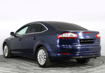Подержанный автомобиль Ford Mondeo Sedan 2013 года (3 фото)