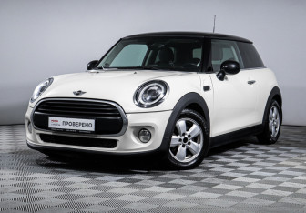 Подержанный автомобиль MINI Hatch 2018 года (1 фото)