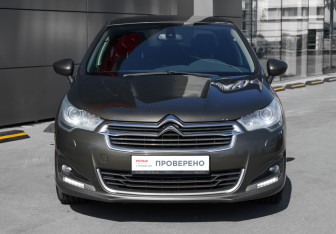 Подержанный автомобиль Citroen C4 Sedan 2014 года (2 фото)