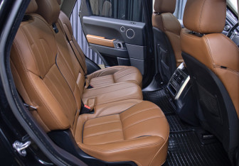 Подержанный автомобиль Land Rover Range Rover Sport 2016 года (12 фото)