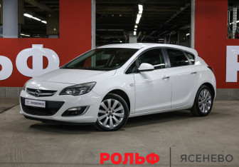 Подержанный автомобиль Opel Astra Hatchback 2012 года (1 фото)