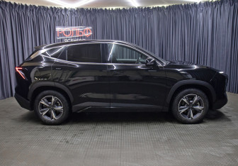 Подержанный автомобиль Jetour Dashing 2023 года (4 фото)