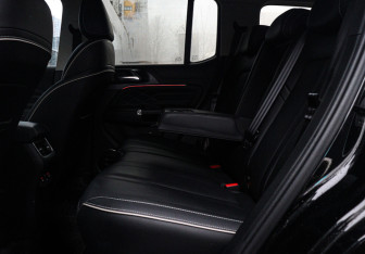 Подержанный автомобиль Tank 300 2024 года (10 фото)