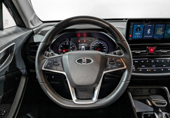 Подержанный автомобиль Москвич 3 2023 года (21 фото)