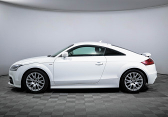 Подержанный автомобиль Audi TT Coupe 2012 года (8 фото)