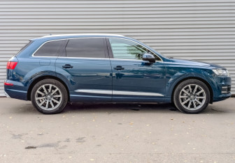 Подержанный автомобиль Audi Q7 2019 года (4 фото)