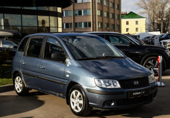 Подержанный автомобиль Hyundai Matrix 2006 года (2 фото)