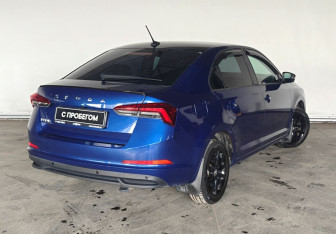 Подержанный автомобиль Skoda Rapid Liftback 2021 года (4 фото)