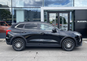 Подержанный автомобиль Haval Jolion 2024 года (4 фото)