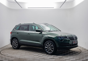 Подержанный автомобиль Skoda Karoq 2020 года (3 фото)