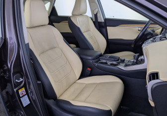 Подержанный автомобиль Lexus NX 2015 года (24 фото)