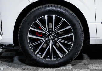 Подержанный автомобиль Changan UNI-K 2023 года (15 фото)