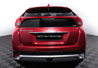 Подержанный автомобиль Mitsubishi Eclipse Cross 2019 года (6 фото)