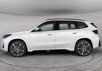 Новый BMW X1 2026 (5 фото)