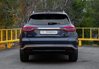 Подержанный автомобиль Hongqi HS5 2024 года (4 фото)