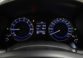 Подержанный автомобиль Infiniti QX50 2014 года (13 фото)