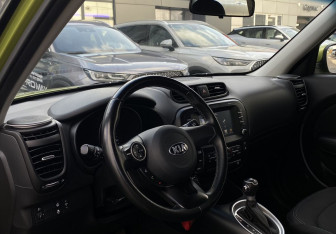 Подержанный автомобиль Kia Soul 2017 года (20 фото)