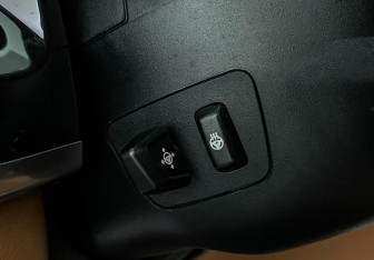 Подержанный автомобиль BMW X6 2016 года (24 фото)